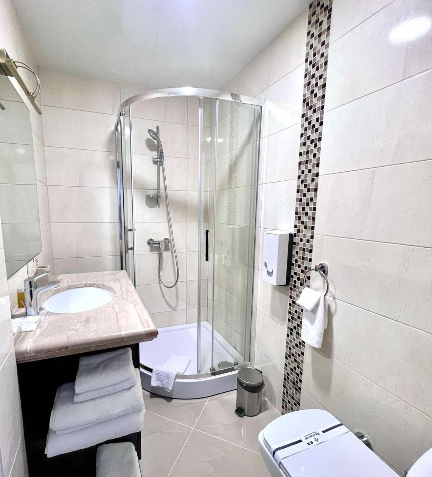 SPA Hotel Galera Kiev Esterno foto