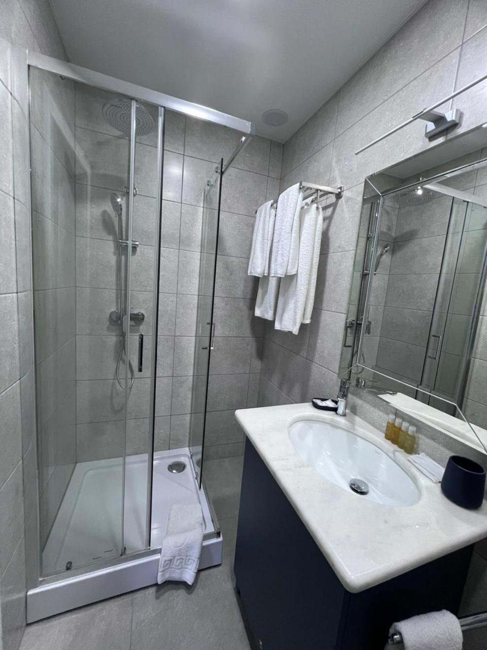 SPA Hotel Galera Kiev Esterno foto